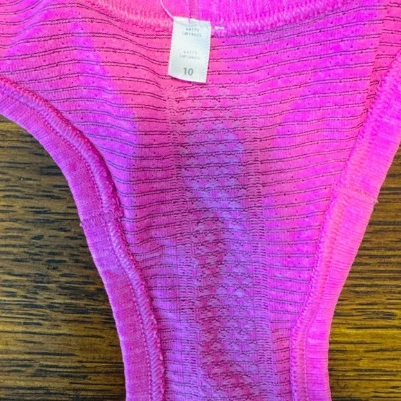 Lululemon Pink Racerback Tank Top - Picture 2 of 3